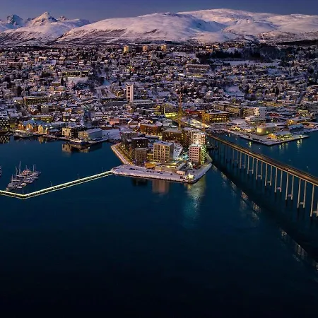 Sleek 1bd With Sea View & Balcony Appartement *