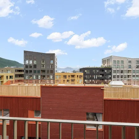 Sleek 1bd With Sea View & Balcony * Tromsø