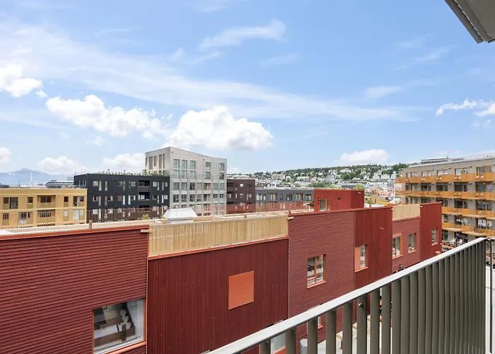 Sleek 1bd With Sea View & Balcony Appartamento *
